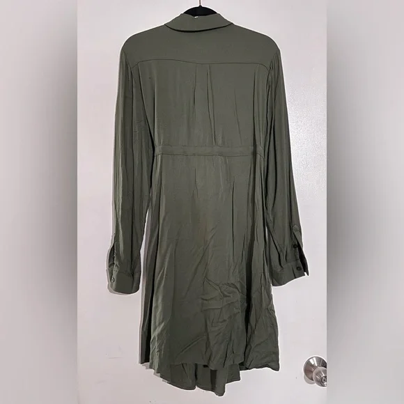 Her Universe Captain Marvel Olive Patchwork Shirt Dress NWT Size L 12 - Picture 6 of 15